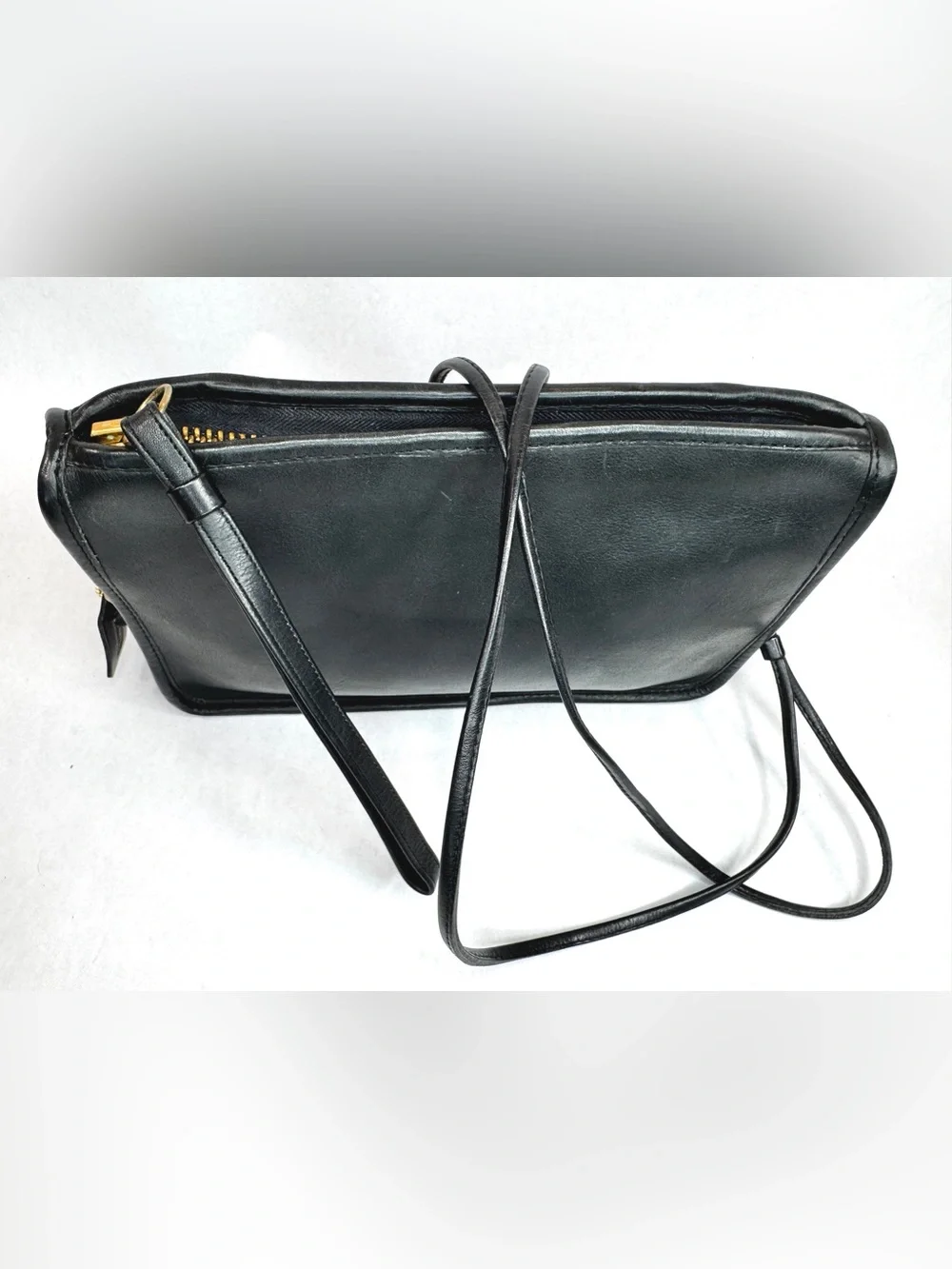 Vintage Coach Basic Bag 9455 Black Glove-Tanned Leather NYC USA Pre-Creed Era